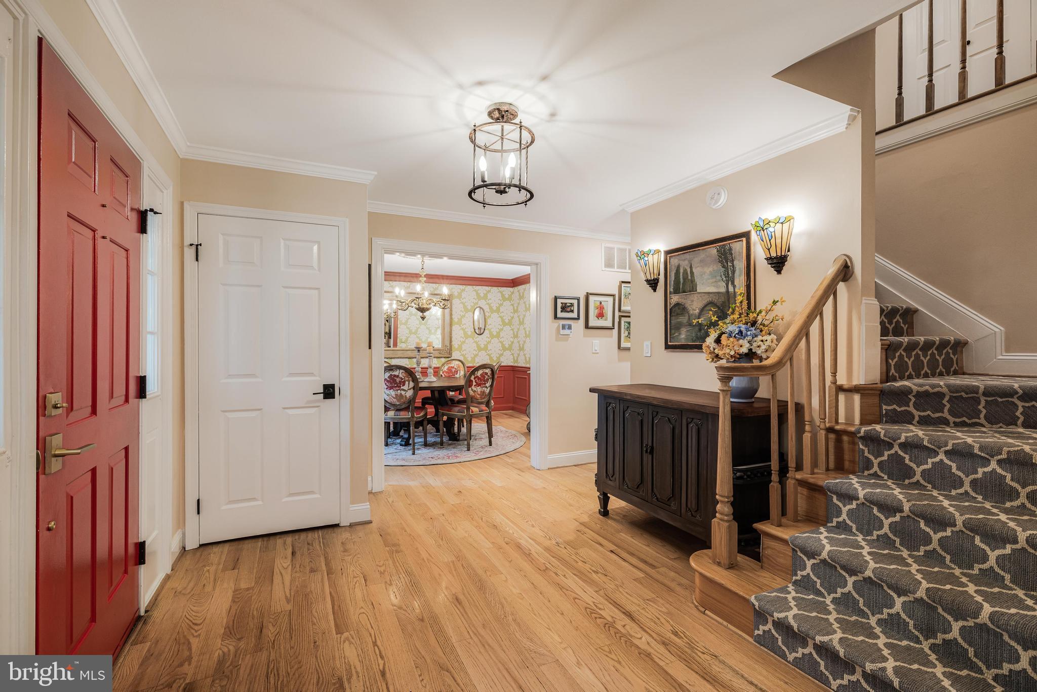 5822 Oak Leather Dr