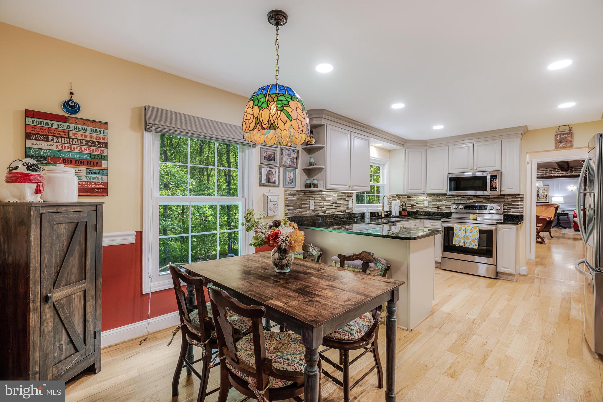 5822 Oak Leather Dr