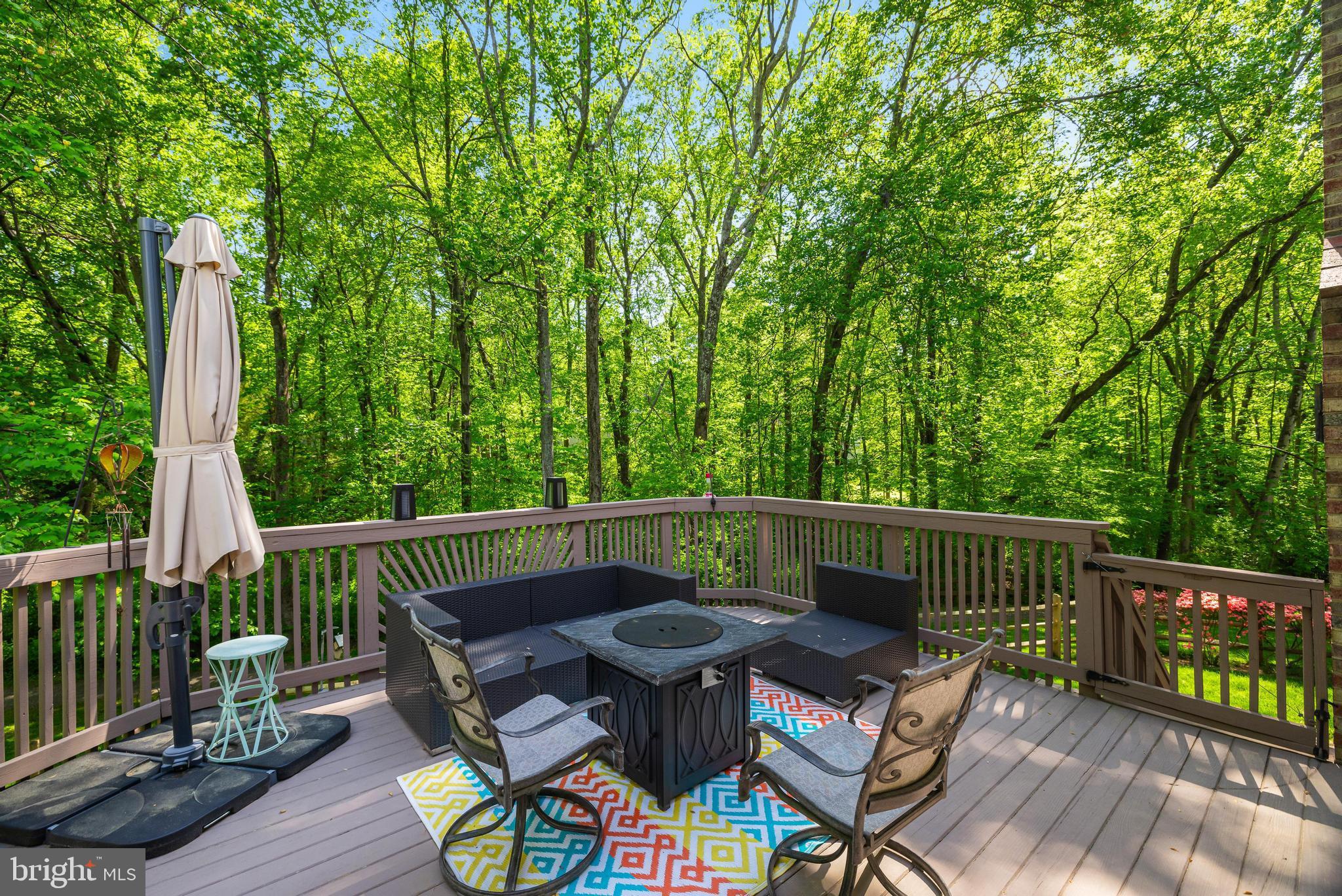 5822 Oak Leather Dr