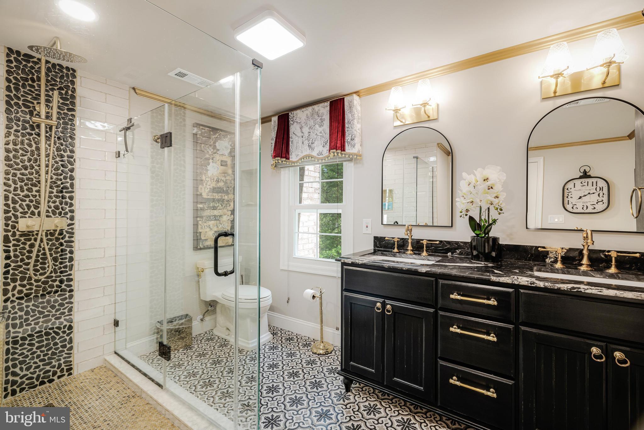 5822 Oak Leather Dr