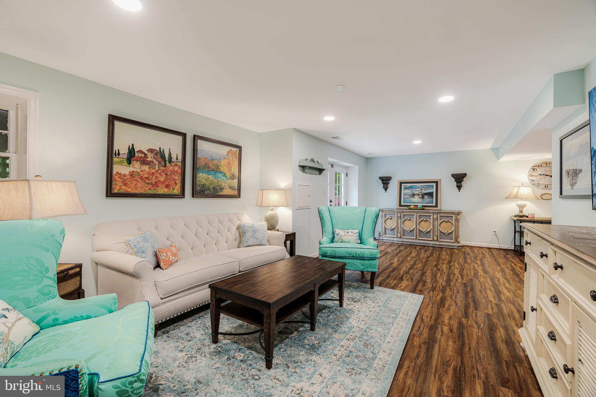 5822 Oak Leather Dr