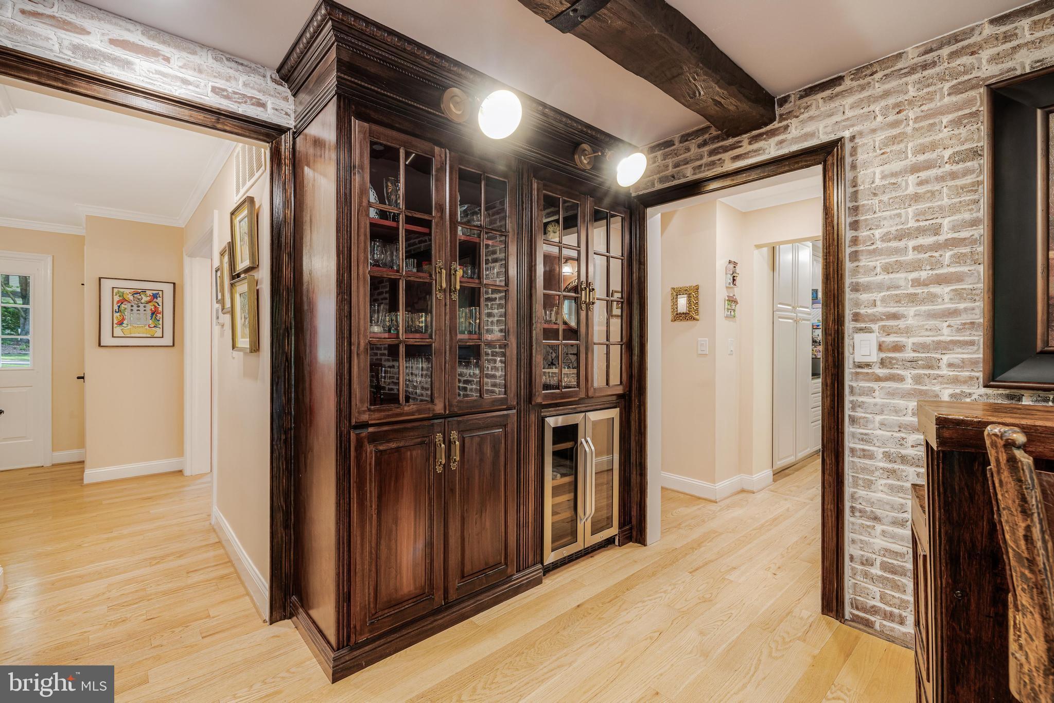 5822 Oak Leather Dr
