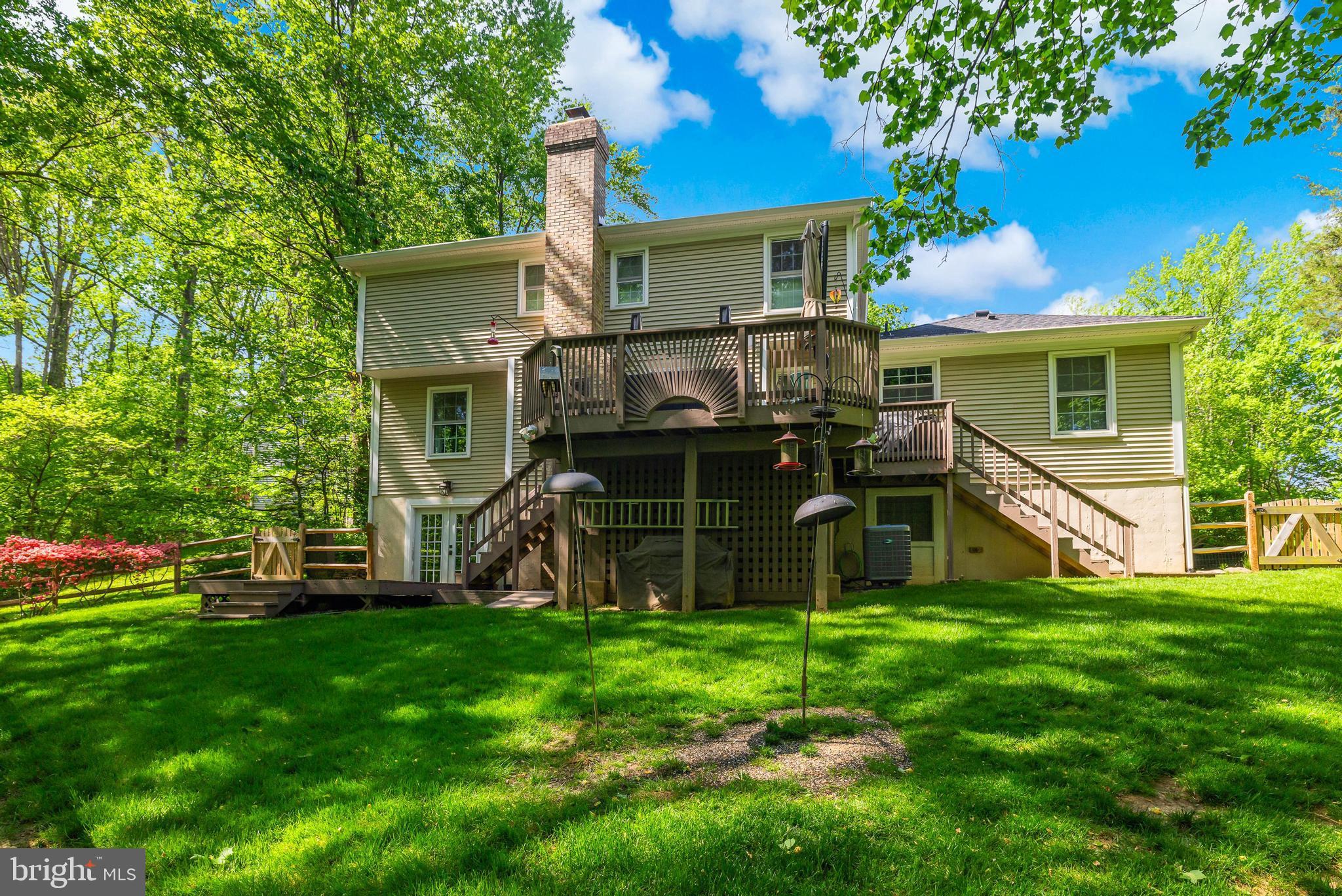 5822 Oak Leather Dr