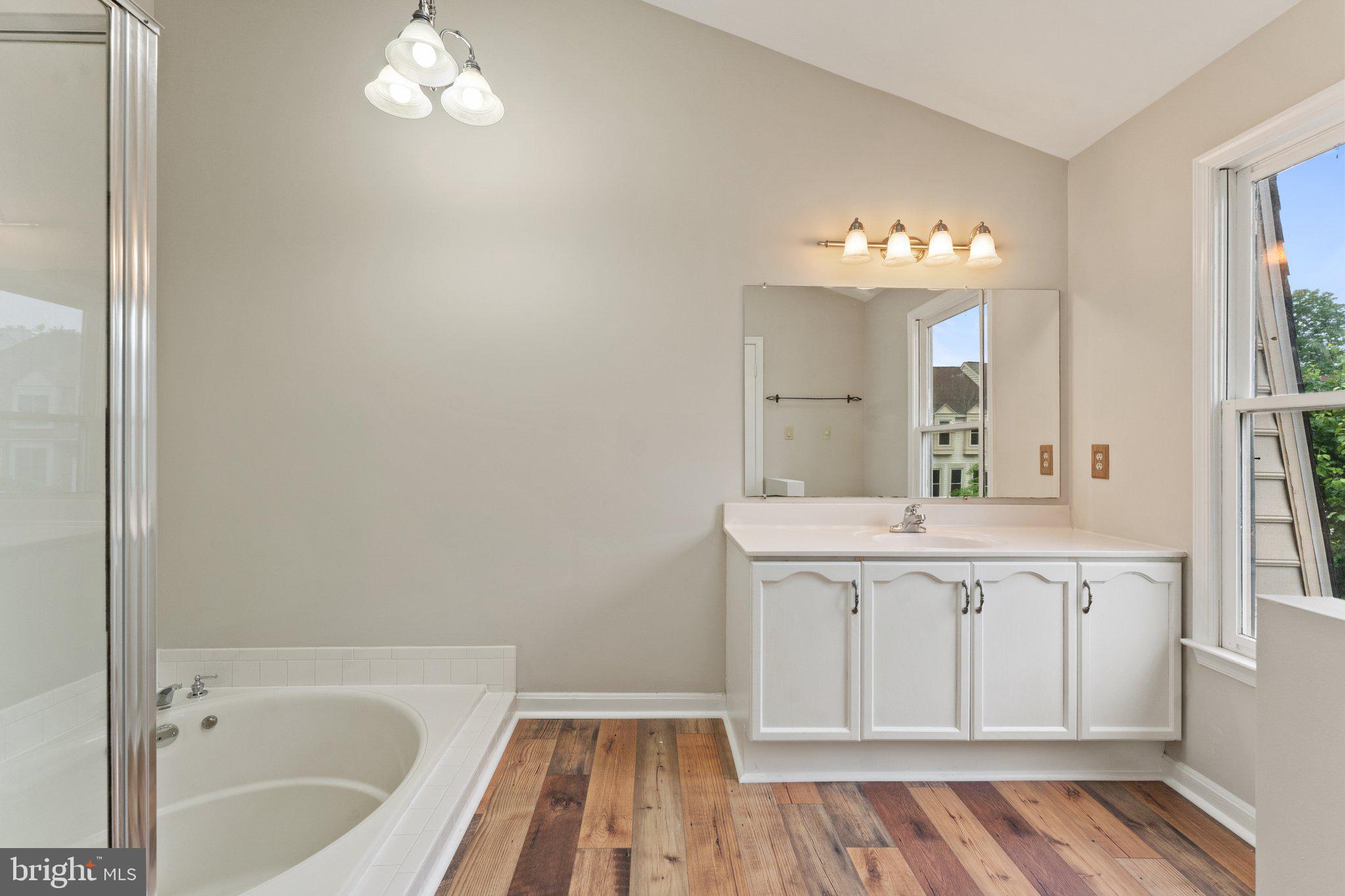 13908 Baton Rouge Ct