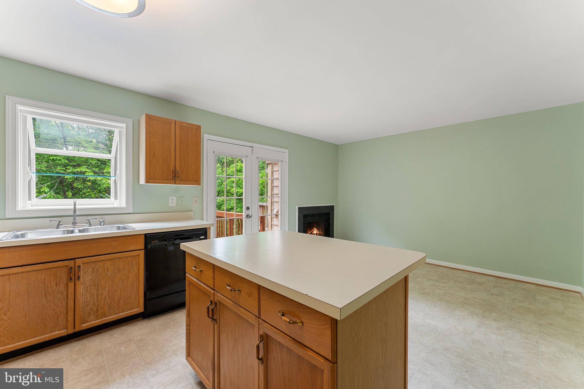 13908 Baton Rouge Ct