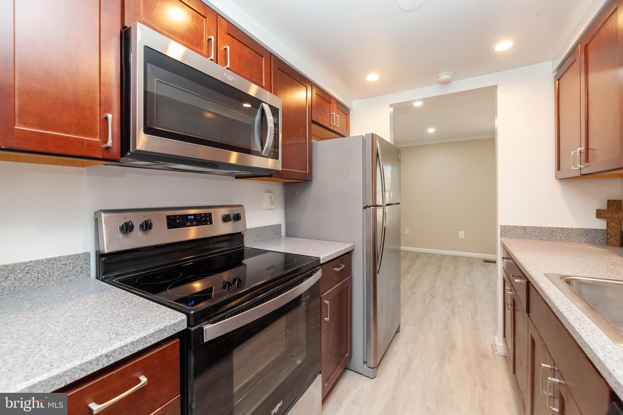 6422 Blarney Stone Ct