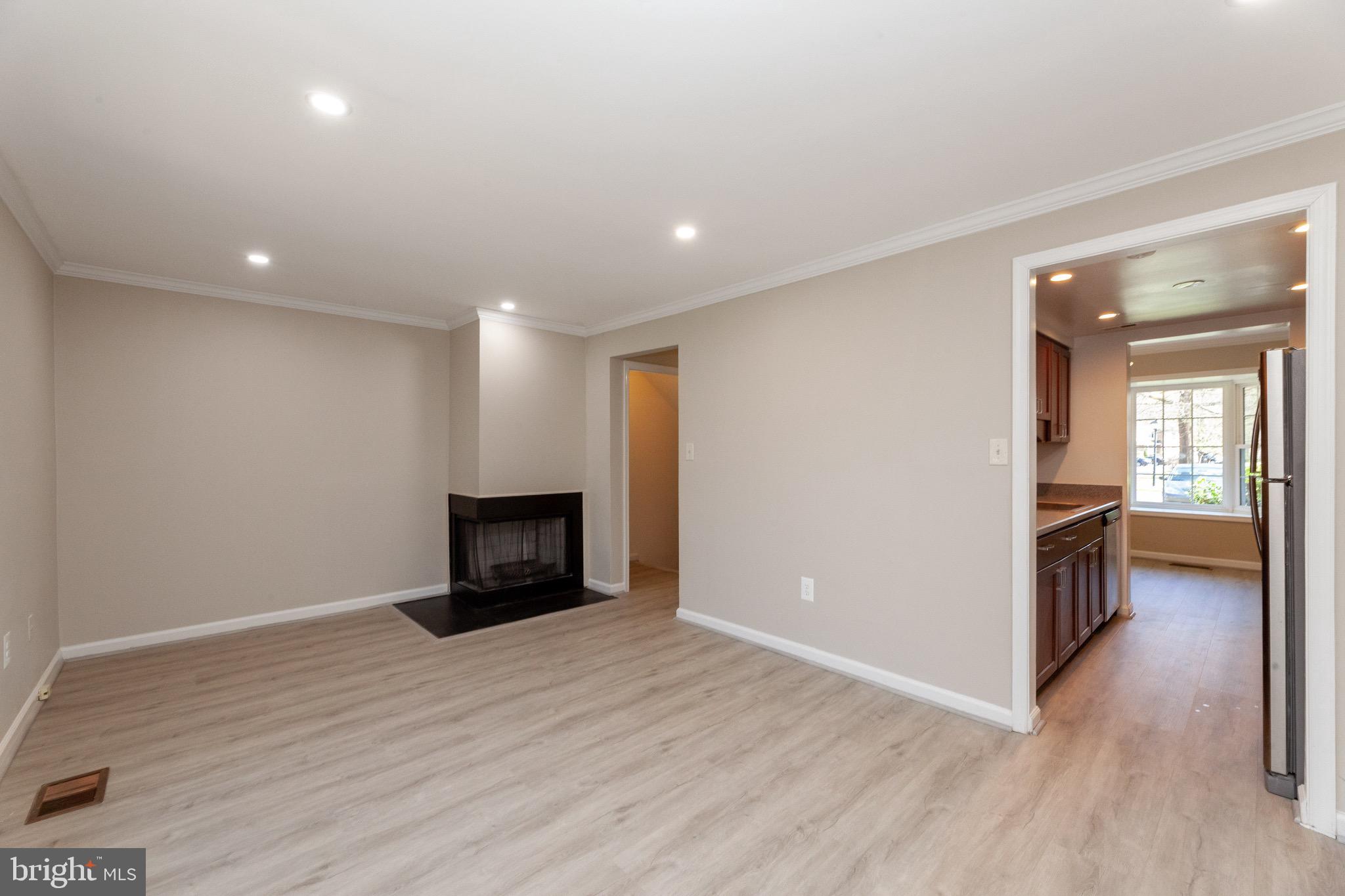 6422 Blarney Stone Ct