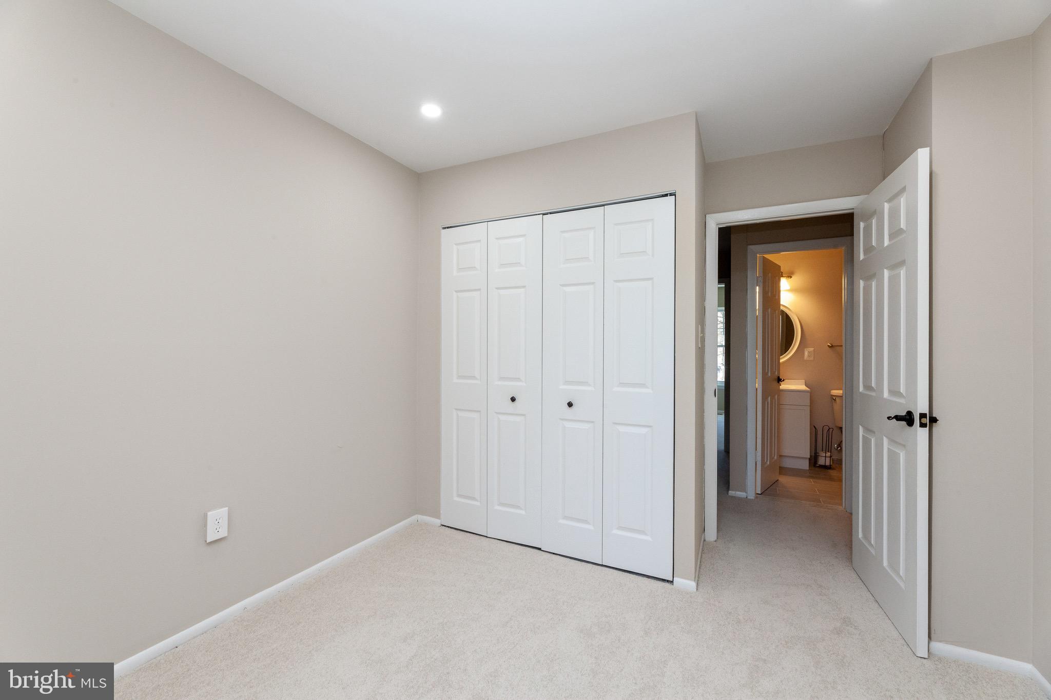 6422 Blarney Stone Ct