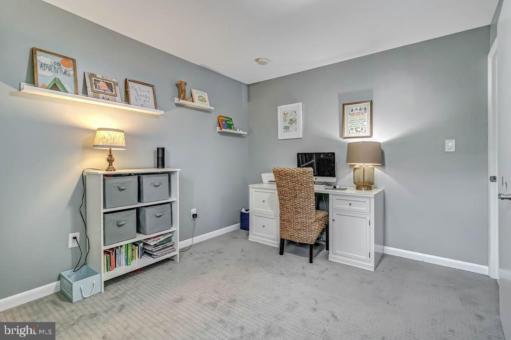1116 Anesbury Ln