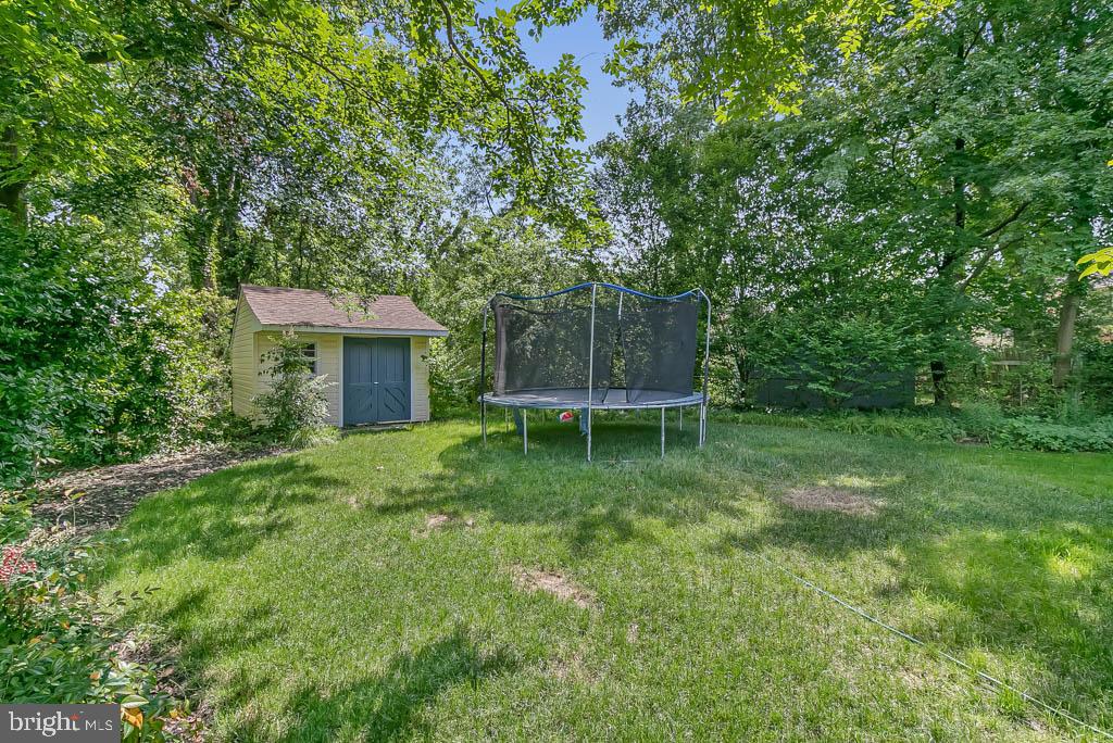 1116 Anesbury Ln