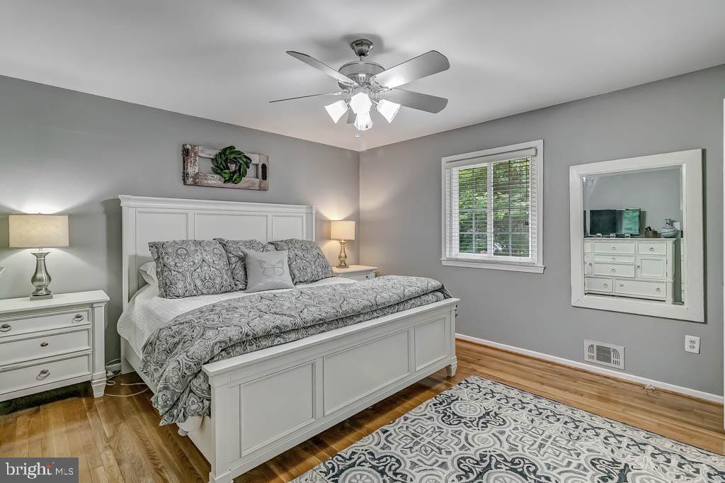 1116 Anesbury Ln