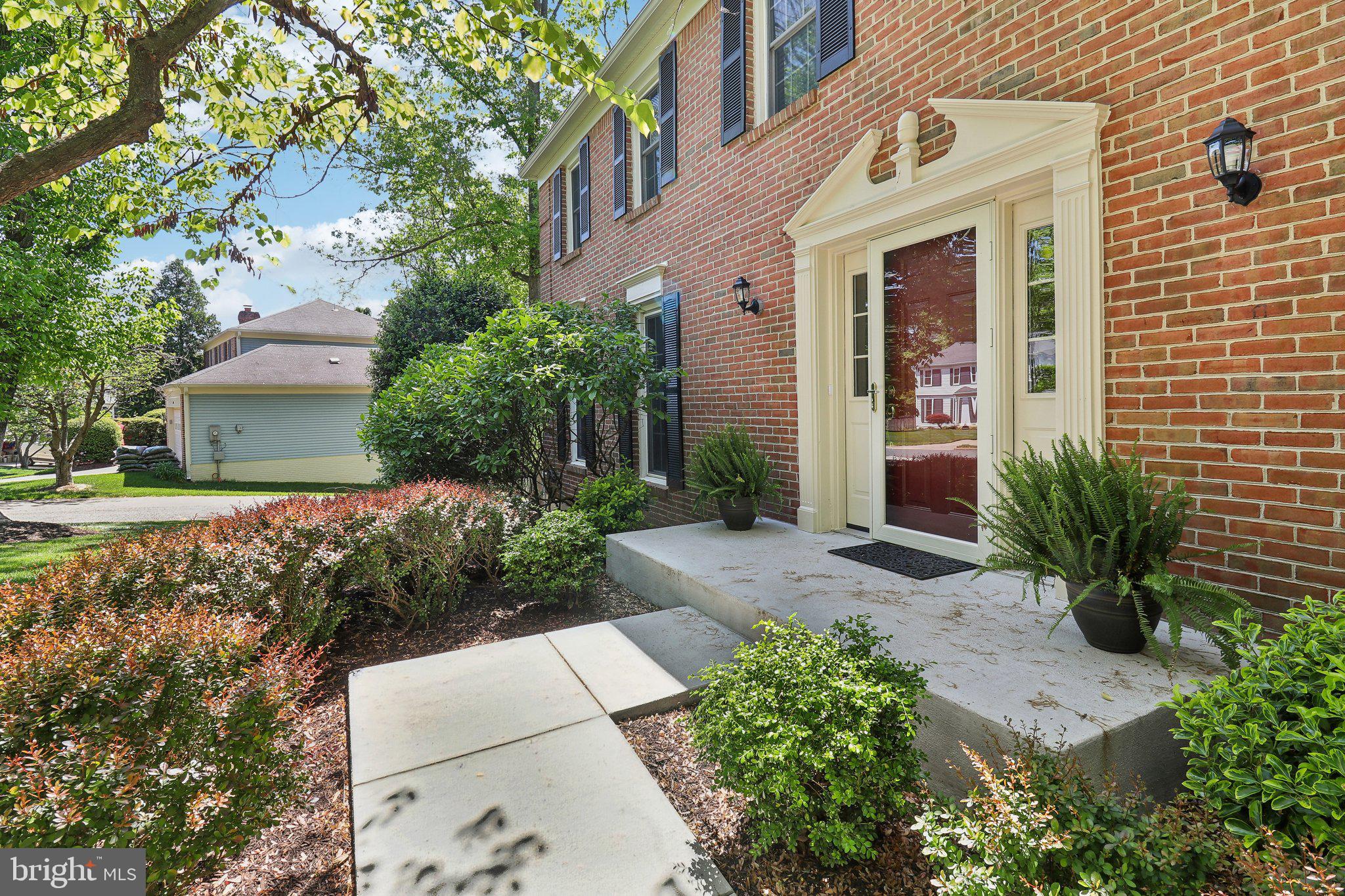 10719 Oakenshaw Ct