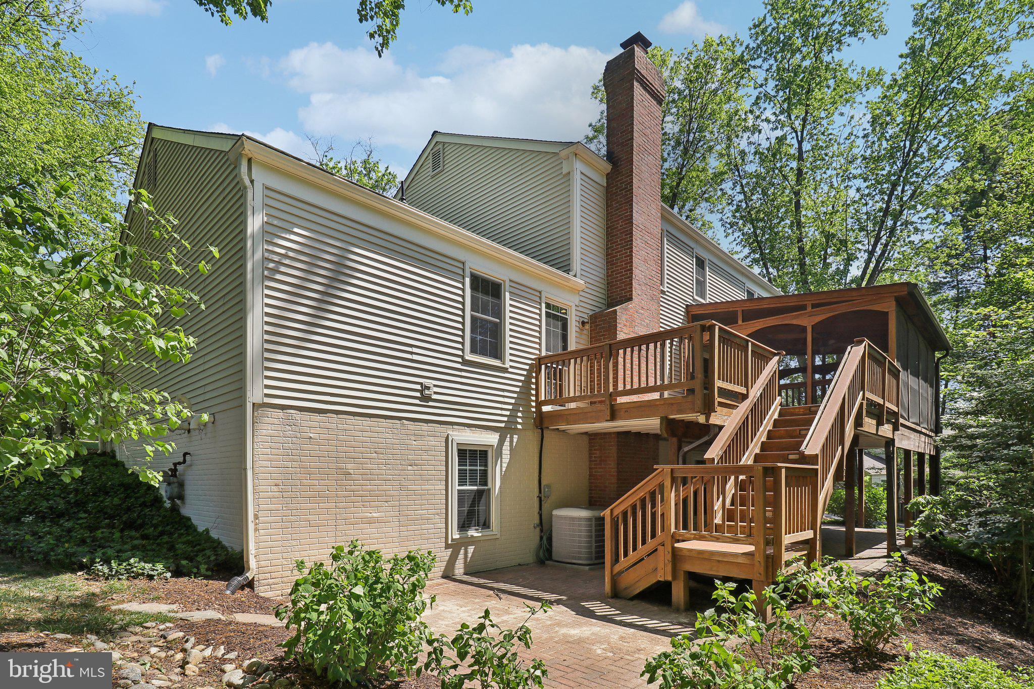 10719 Oakenshaw Ct