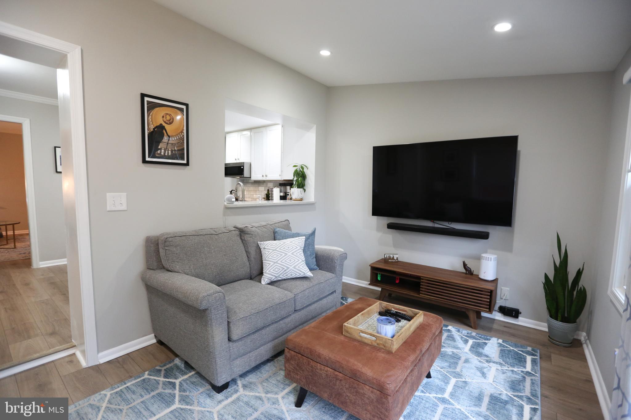 2707 Fort Dr