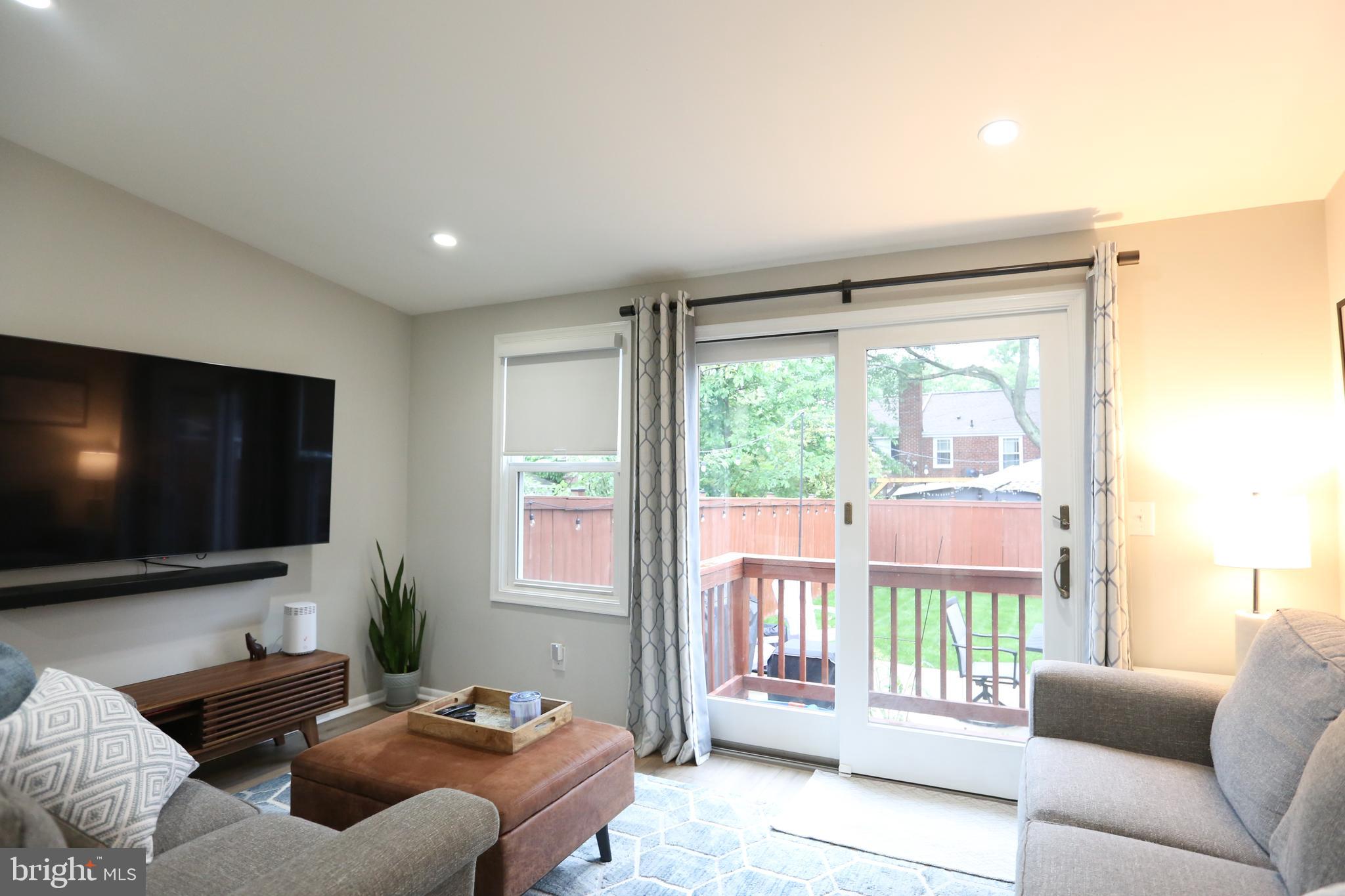 2707 Fort Dr