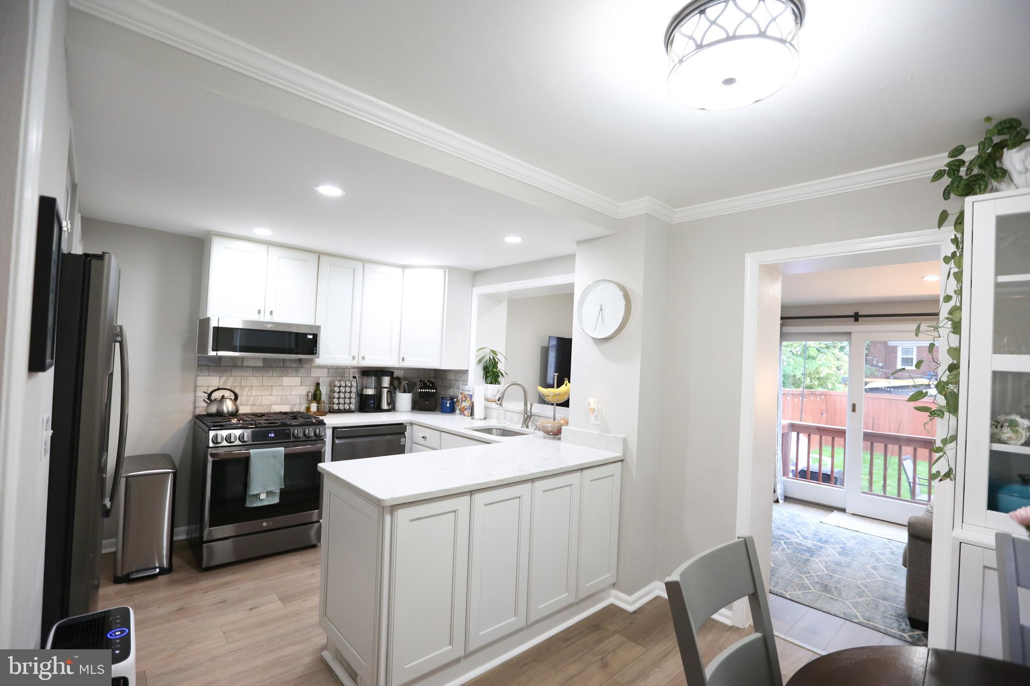 2707 Fort Dr