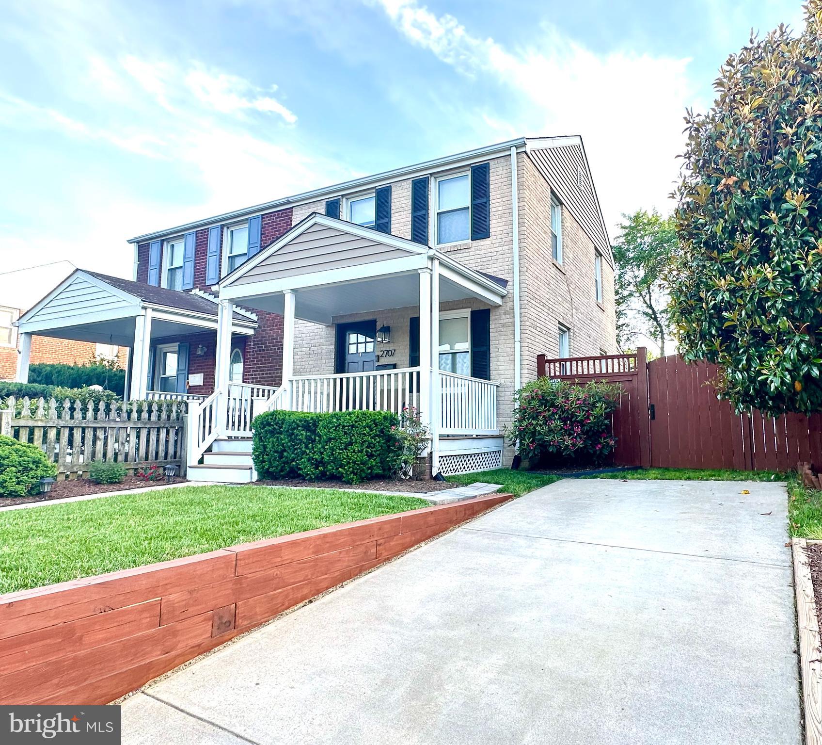2707 Fort Dr
