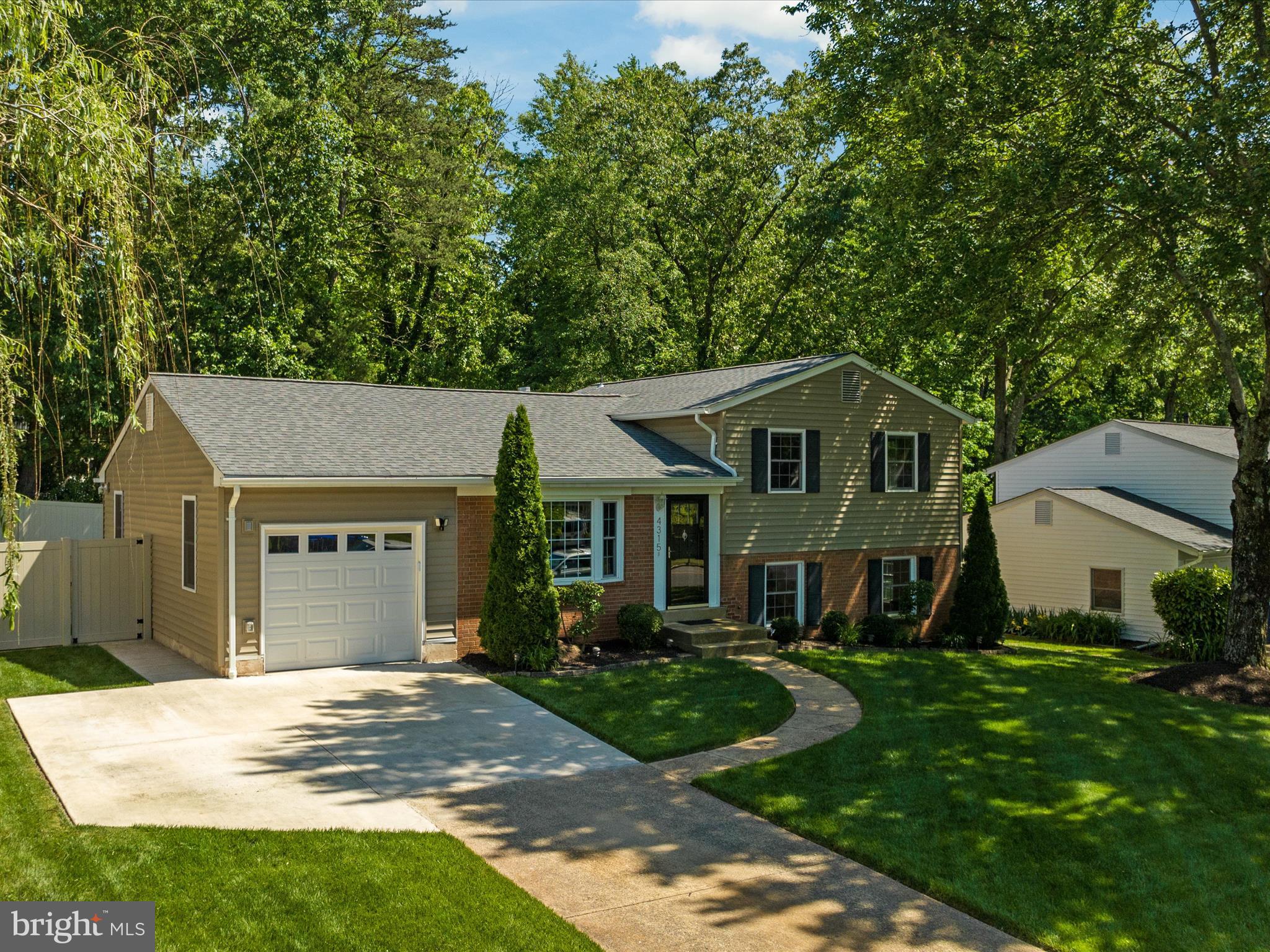 4315 Lees Corner Rd