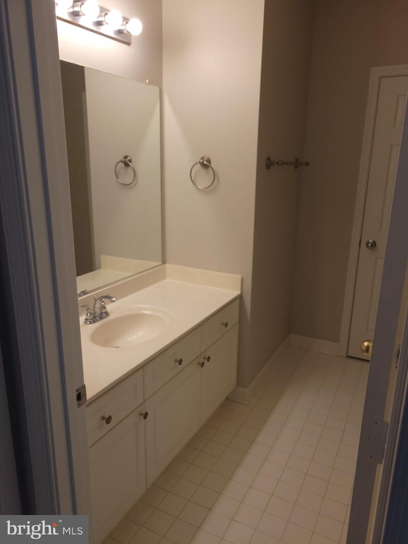 12903 Alton Sq #303