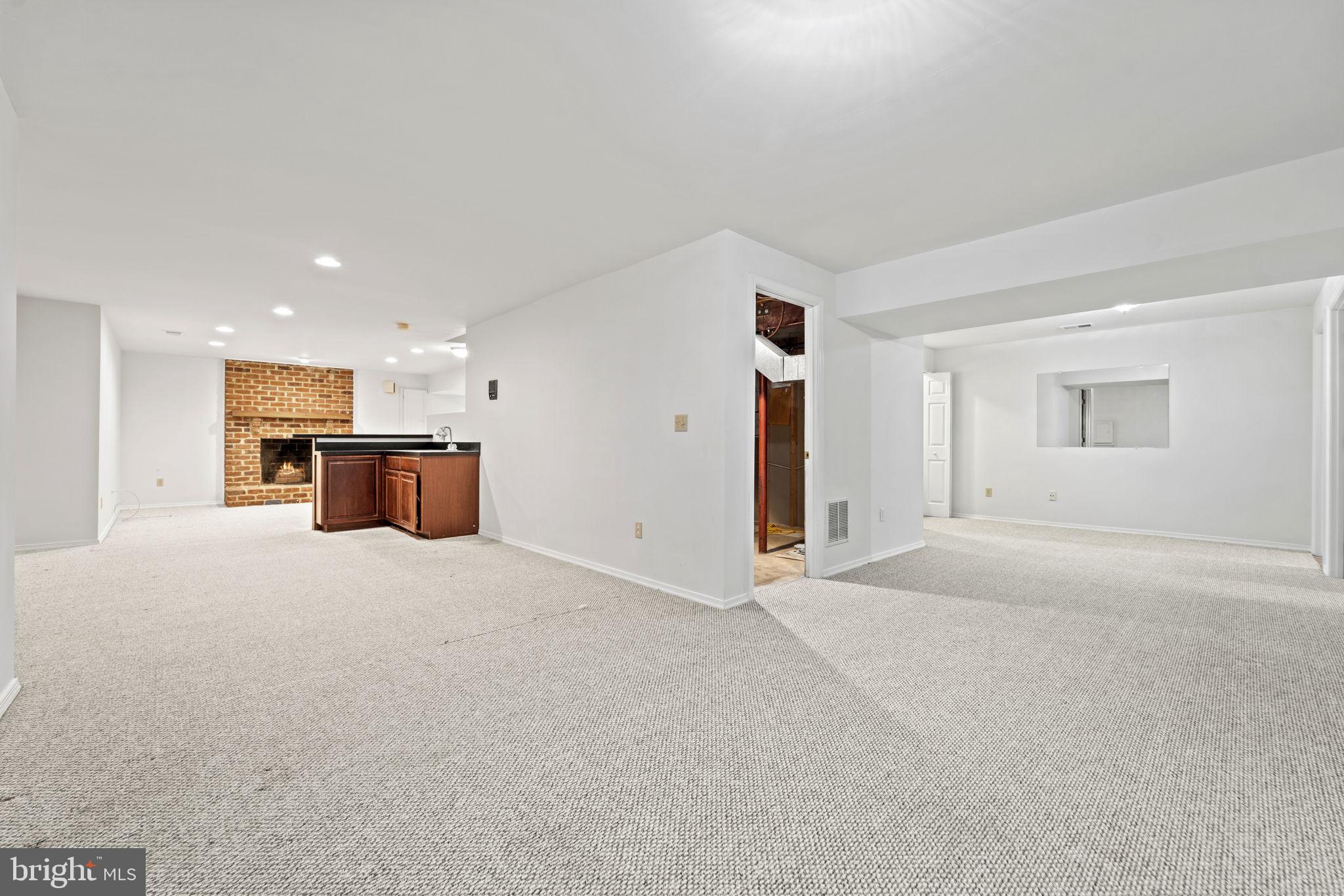 7500 S Valley Dr
