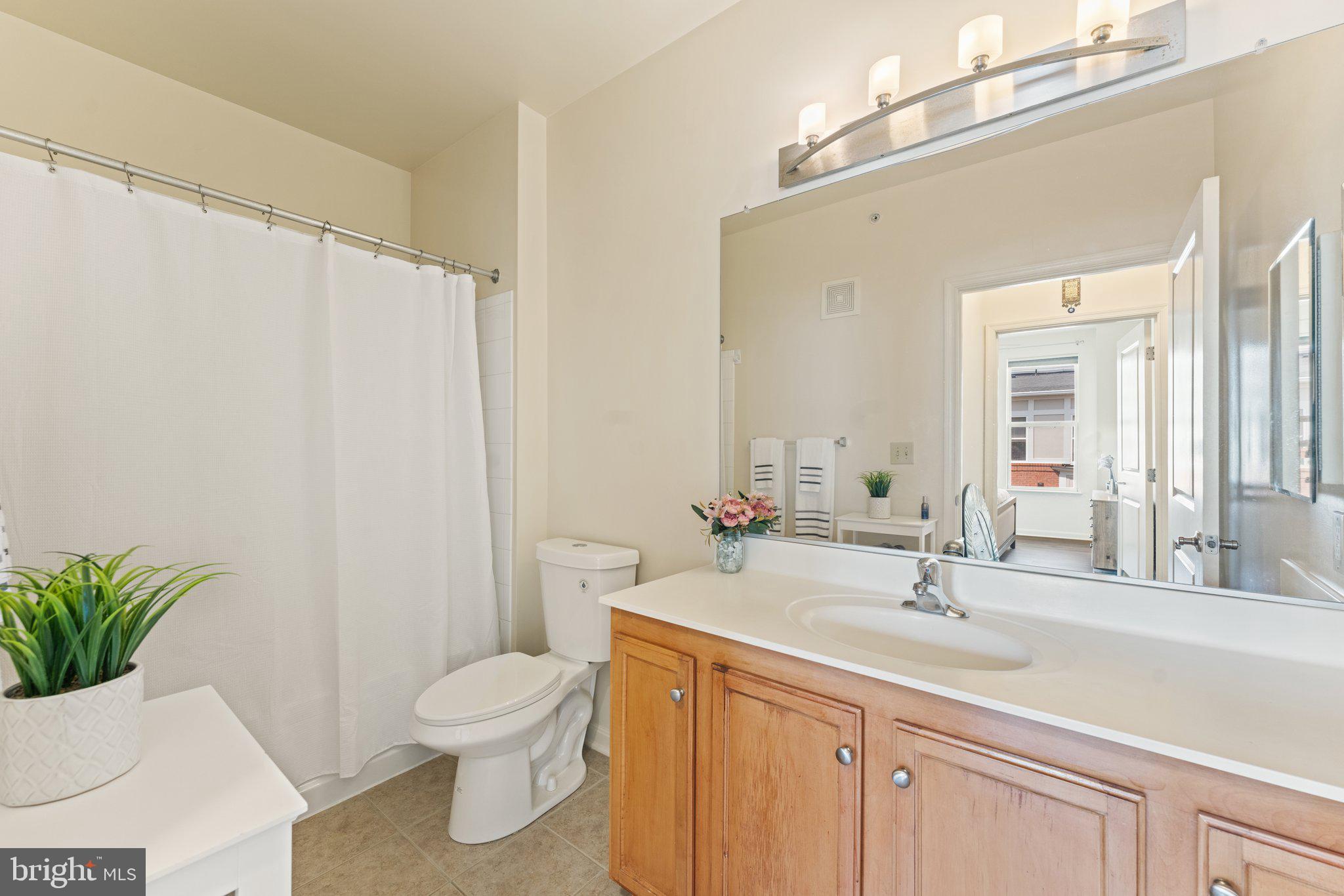 2665 Prosperity Ave #421