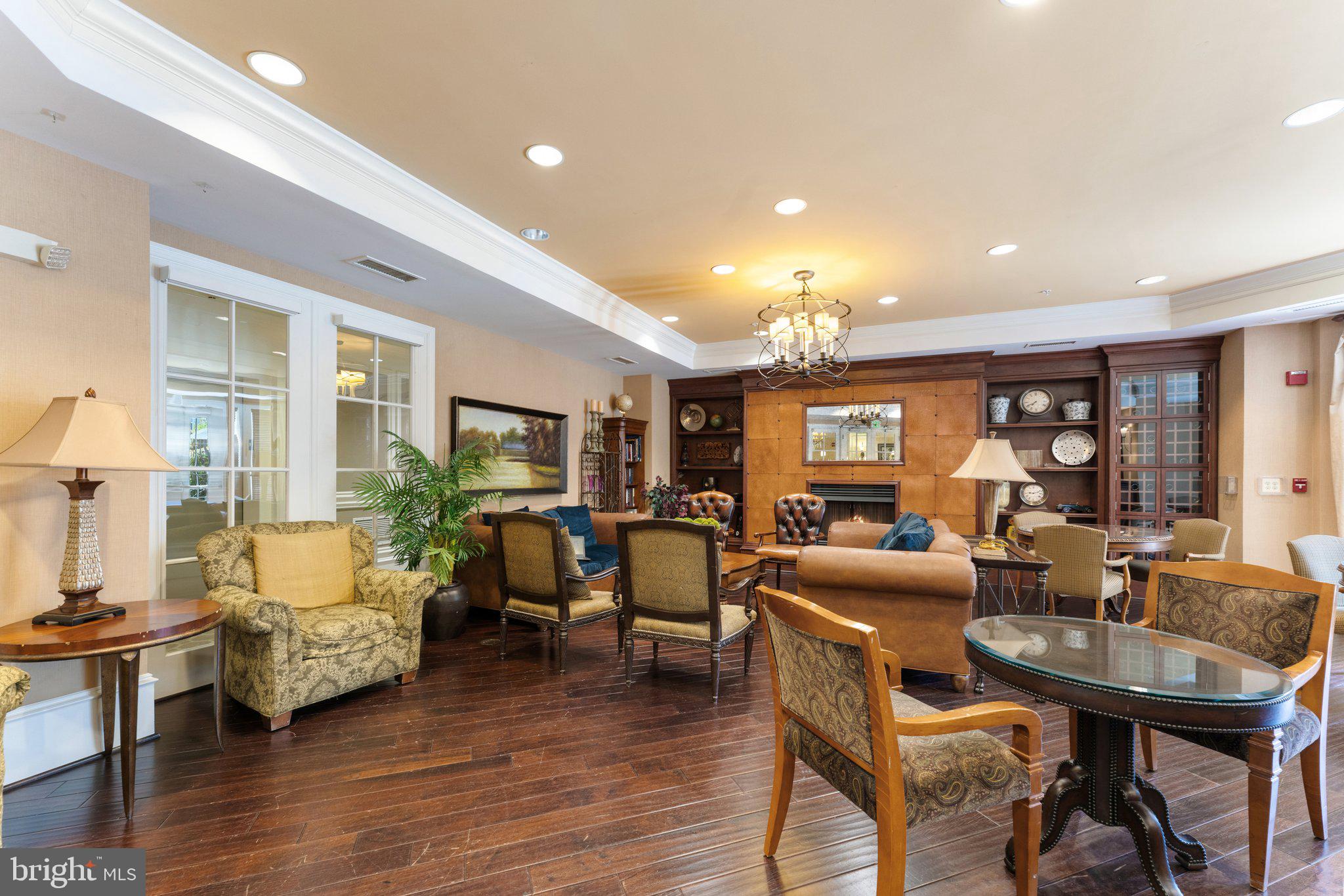2665 Prosperity Ave #421