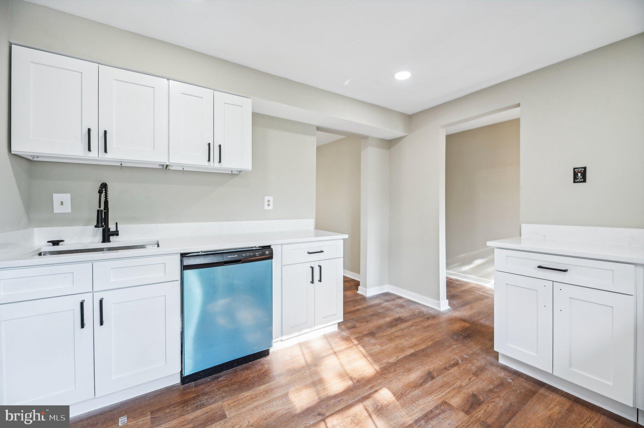 8063 Saint Annes Ct