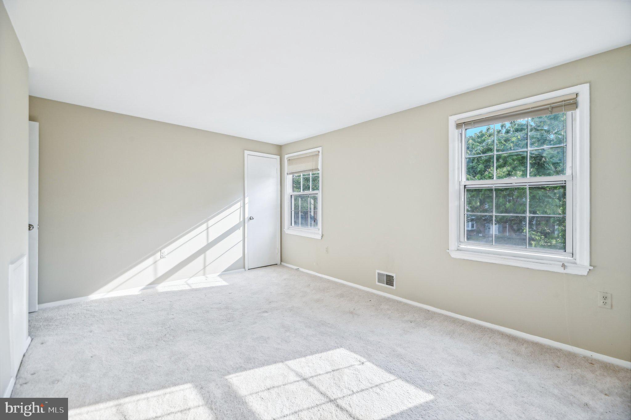 8063 Saint Annes Ct