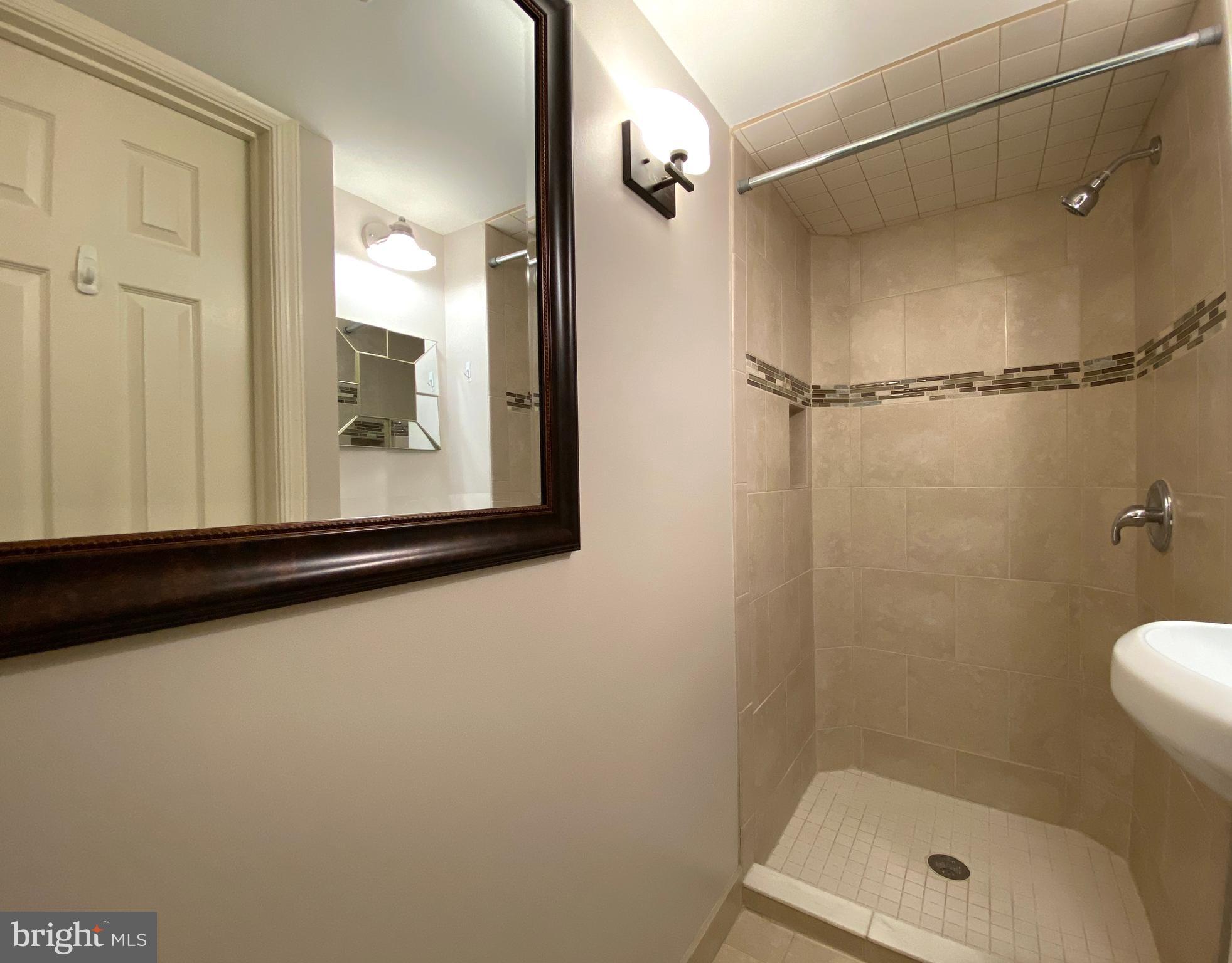 7684 Green Garland Dr
