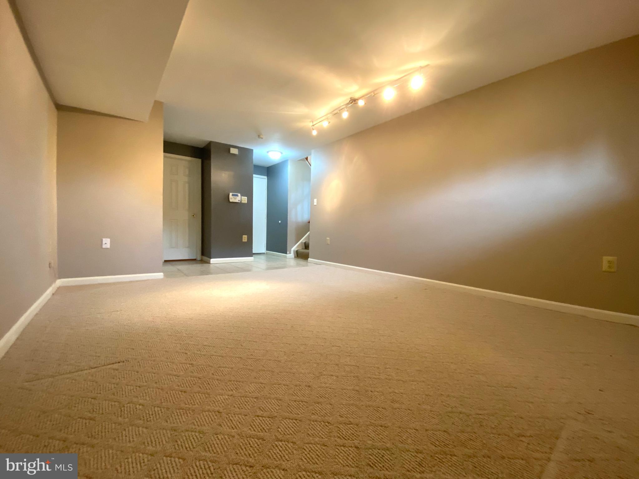 7684 Green Garland Dr