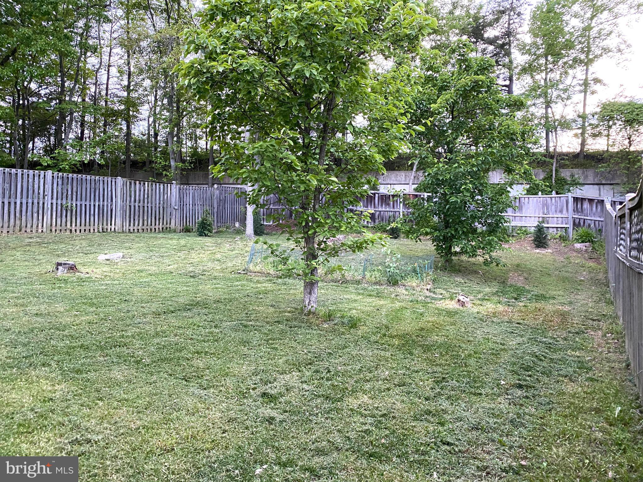 7684 Green Garland Dr