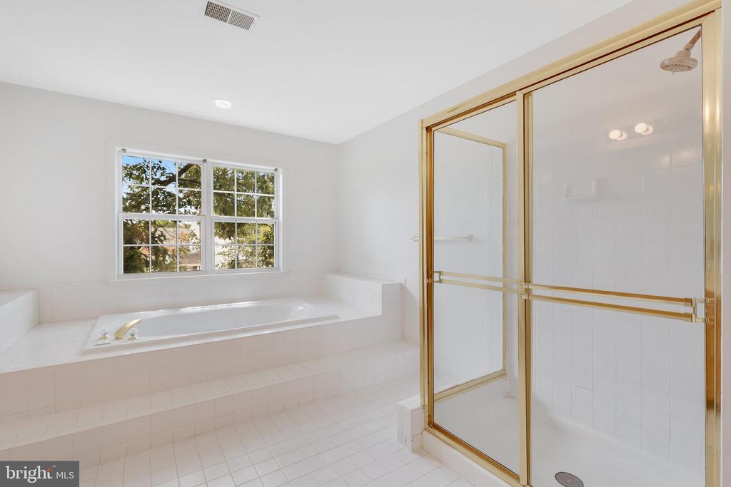 12901 Tarragon Ct