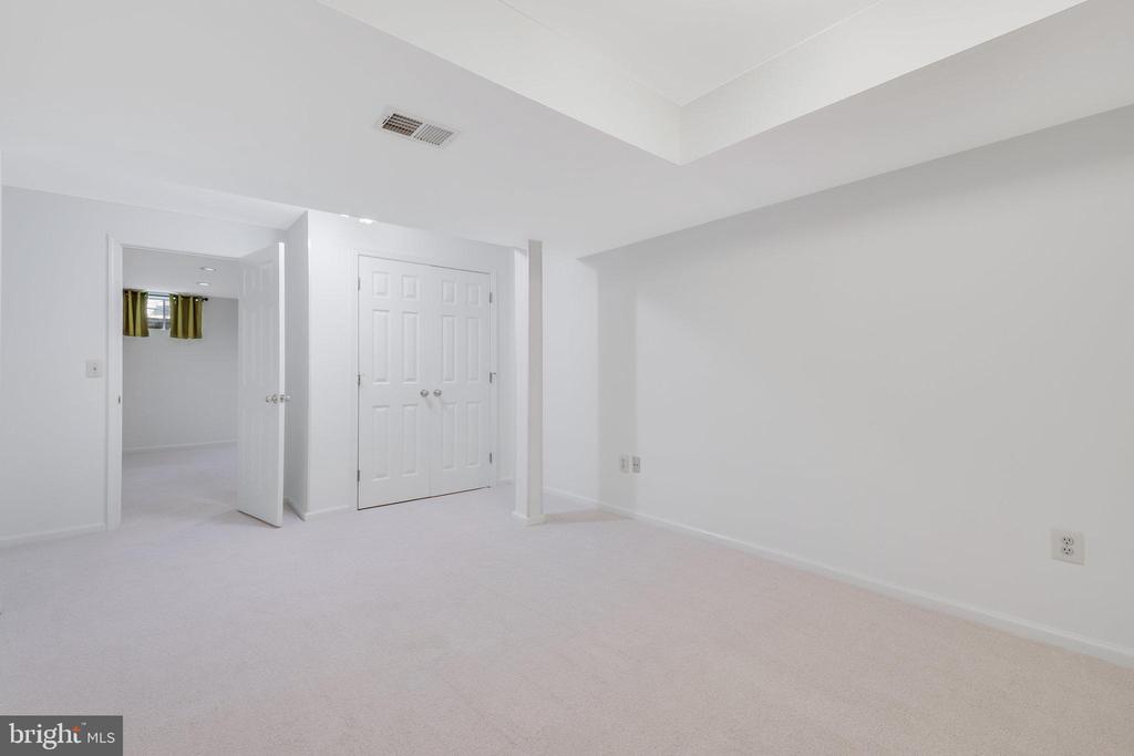 12901 Tarragon Ct