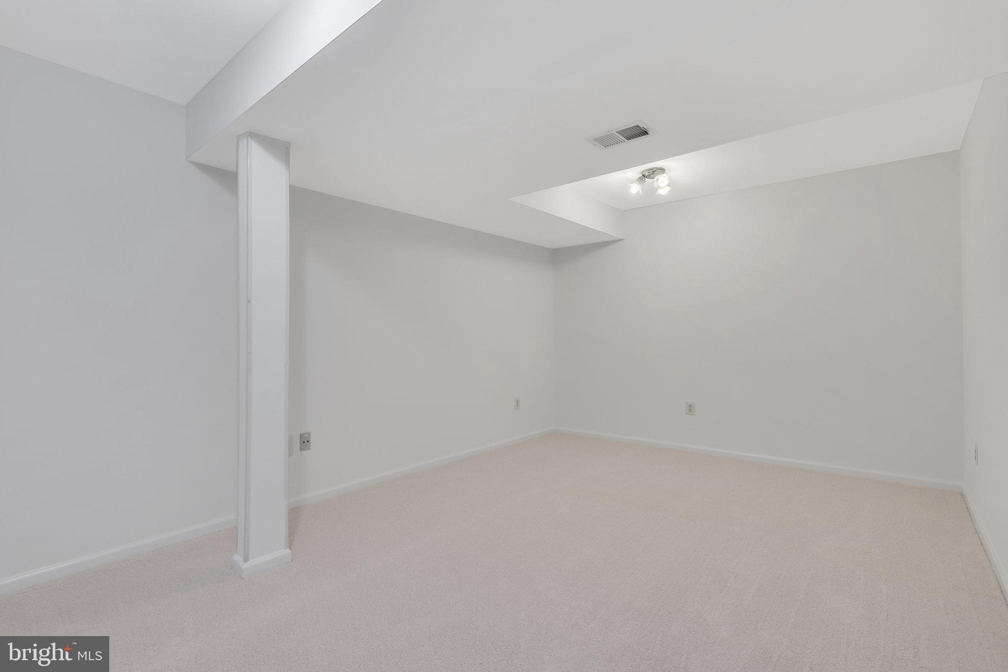 12901 Tarragon Ct