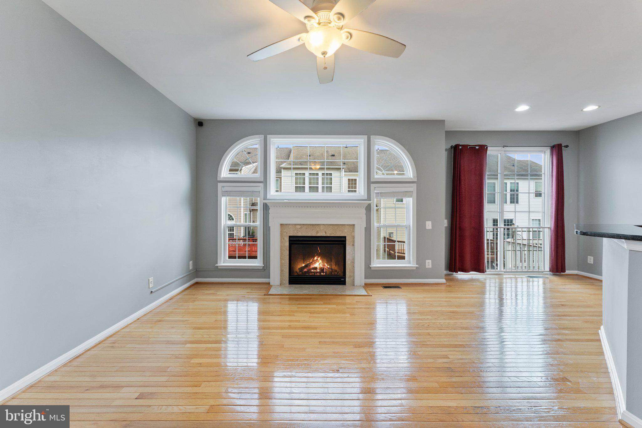8923 Purple Lilac Cir