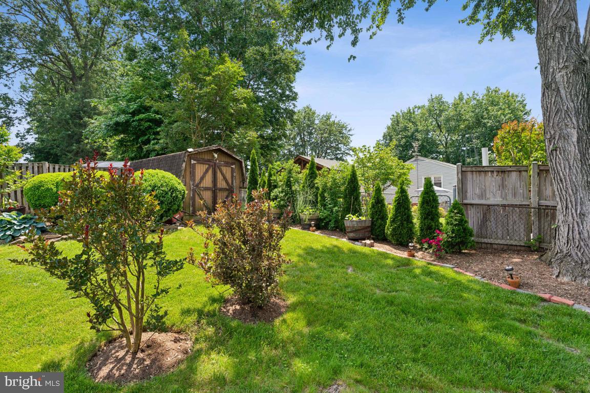 5226 Landgrave Ln