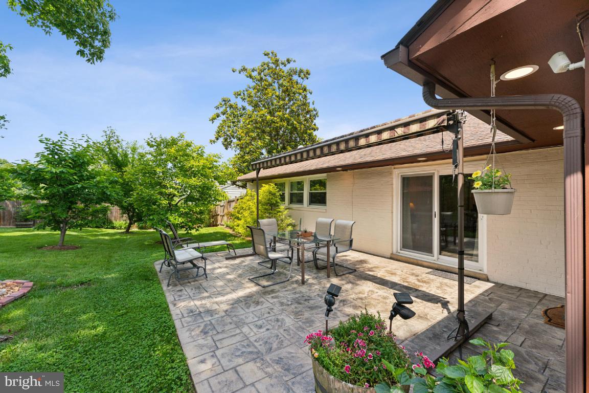 5226 Landgrave Ln