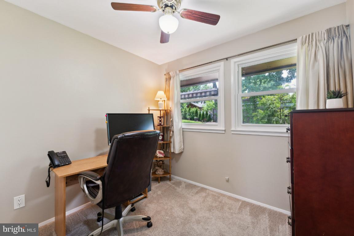 5226 Landgrave Ln