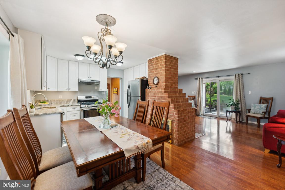 5226 Landgrave Ln