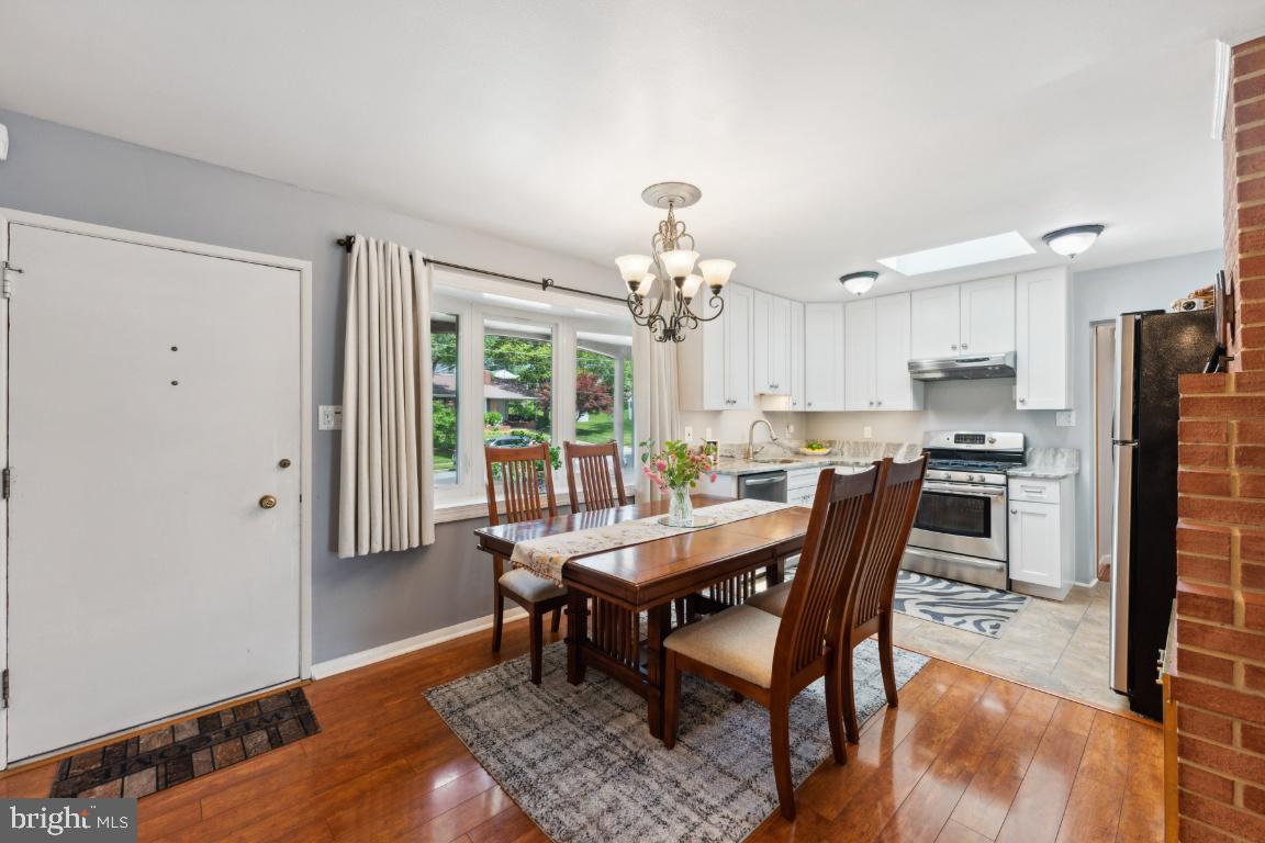 5226 Landgrave Ln