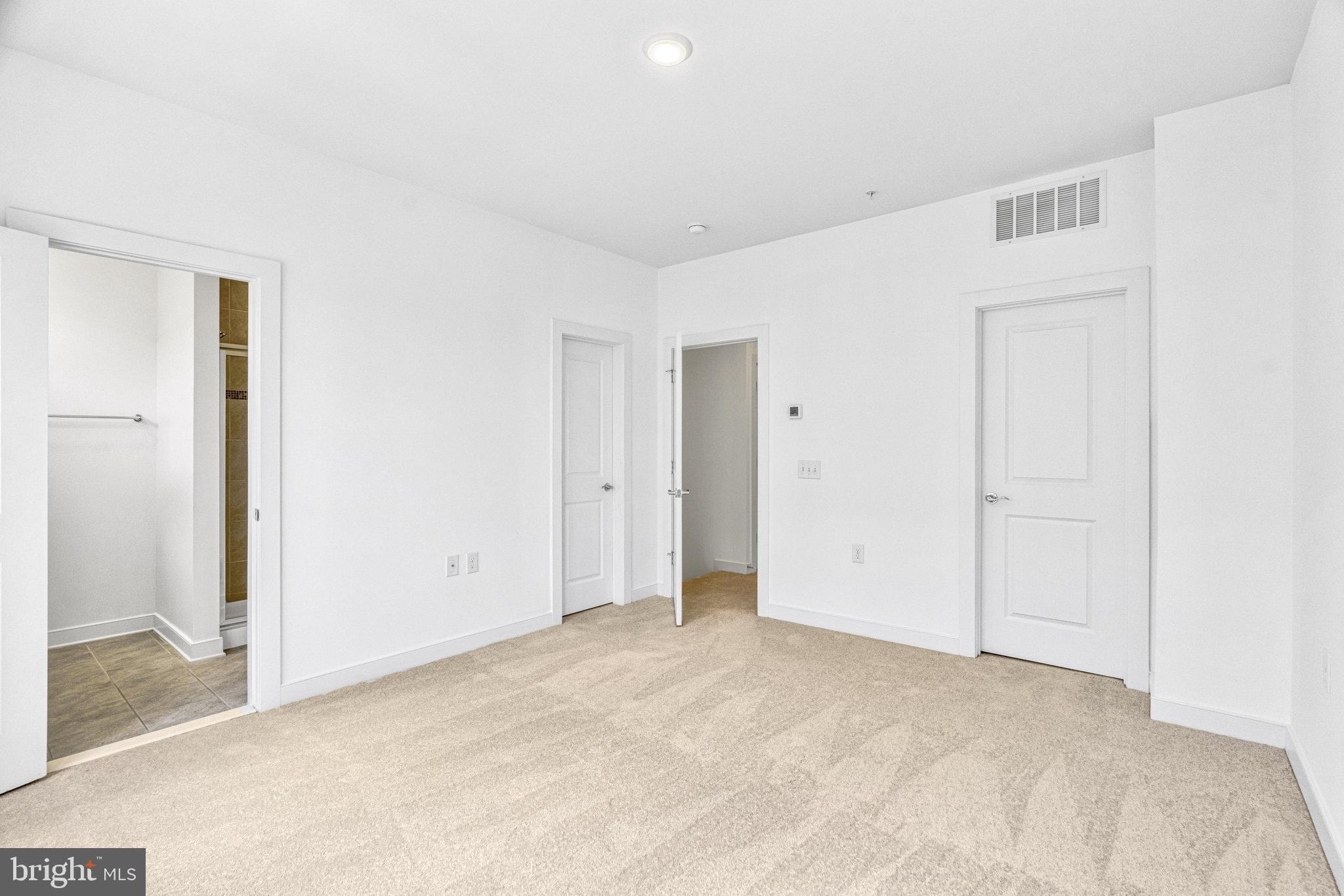 13380 Sherwood Park Ln