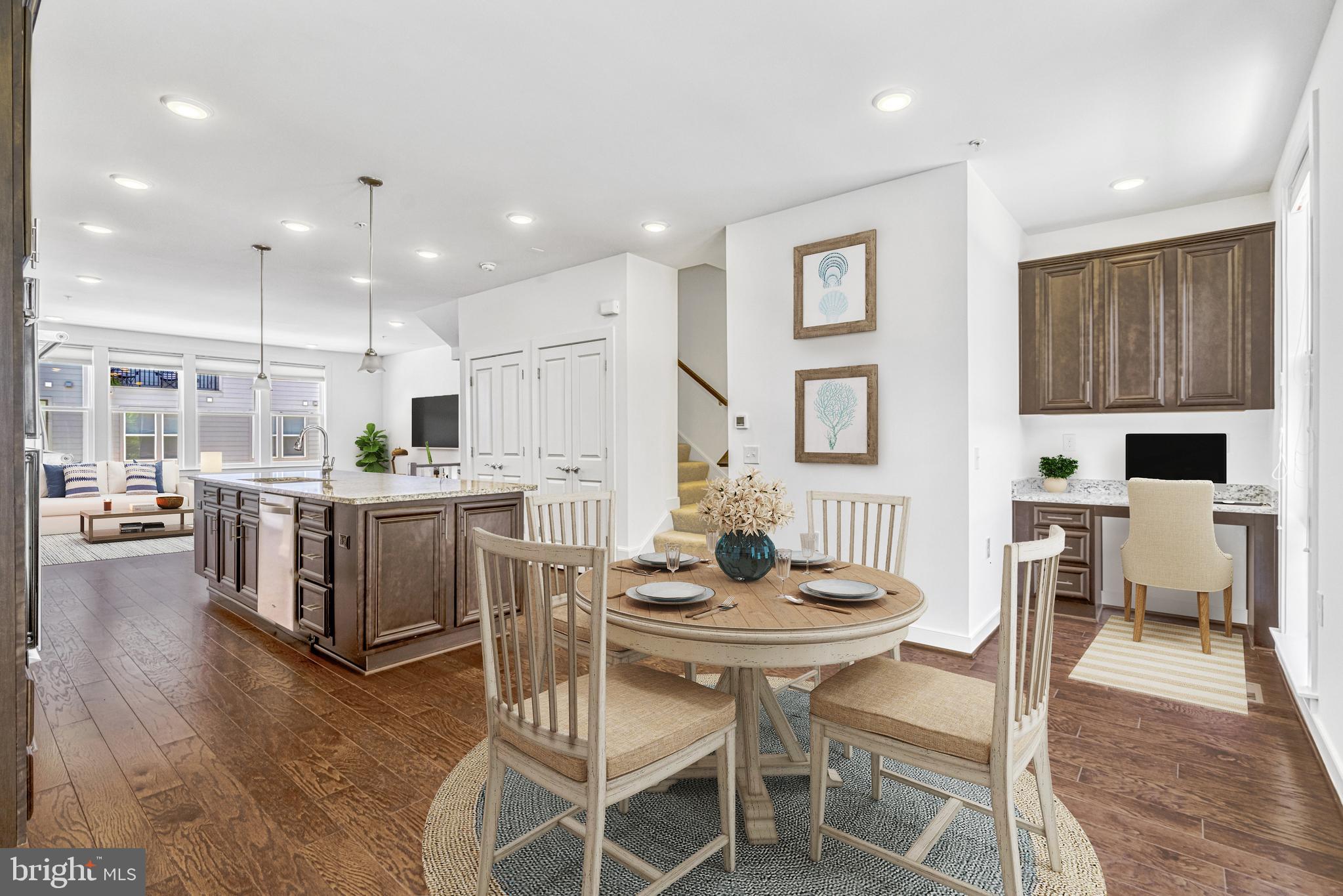 13380 Sherwood Park Ln
