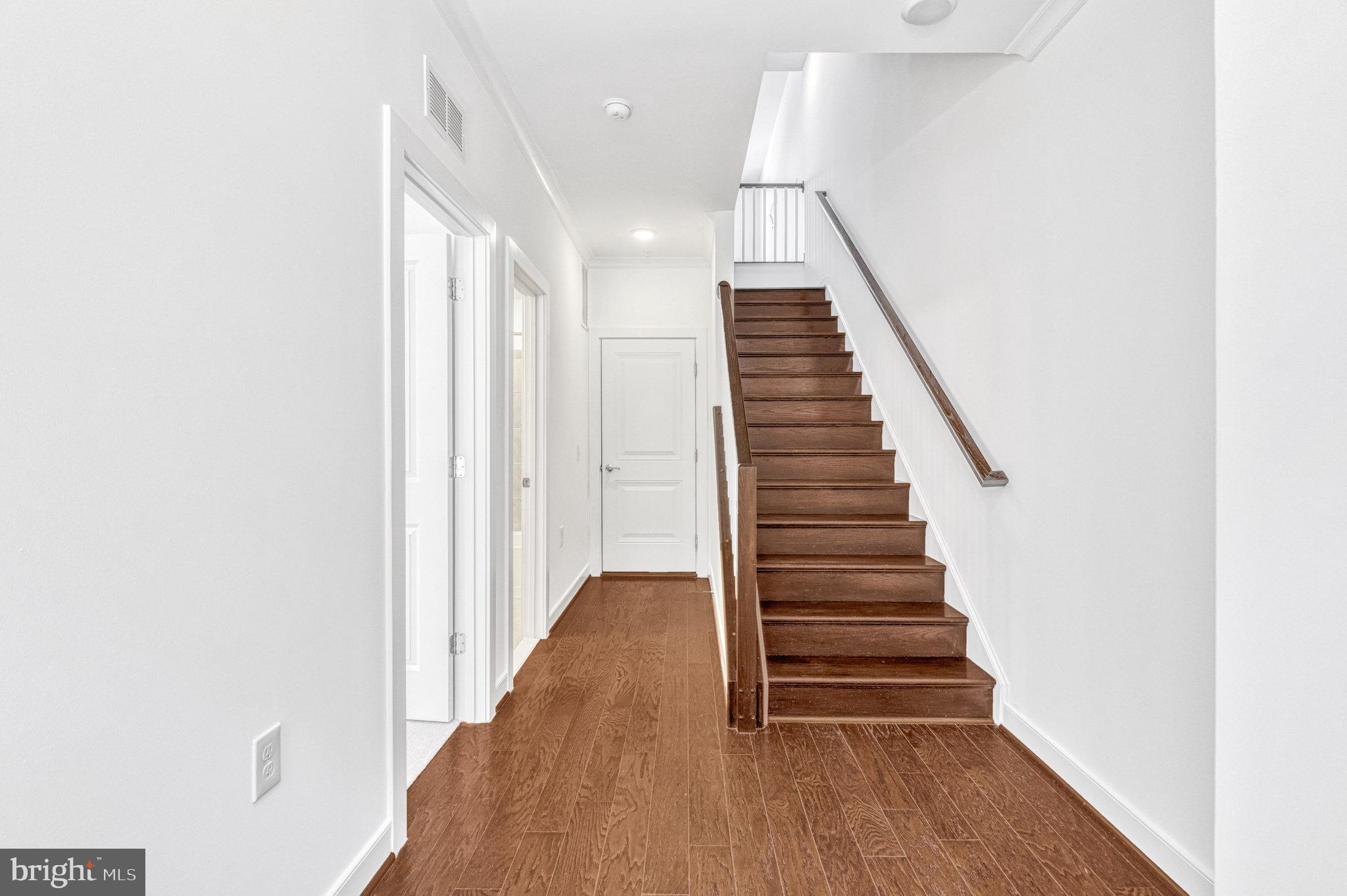 13380 Sherwood Park Ln