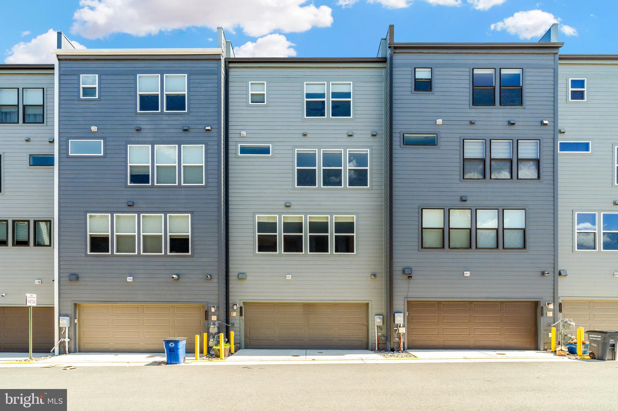 13380 Sherwood Park Ln