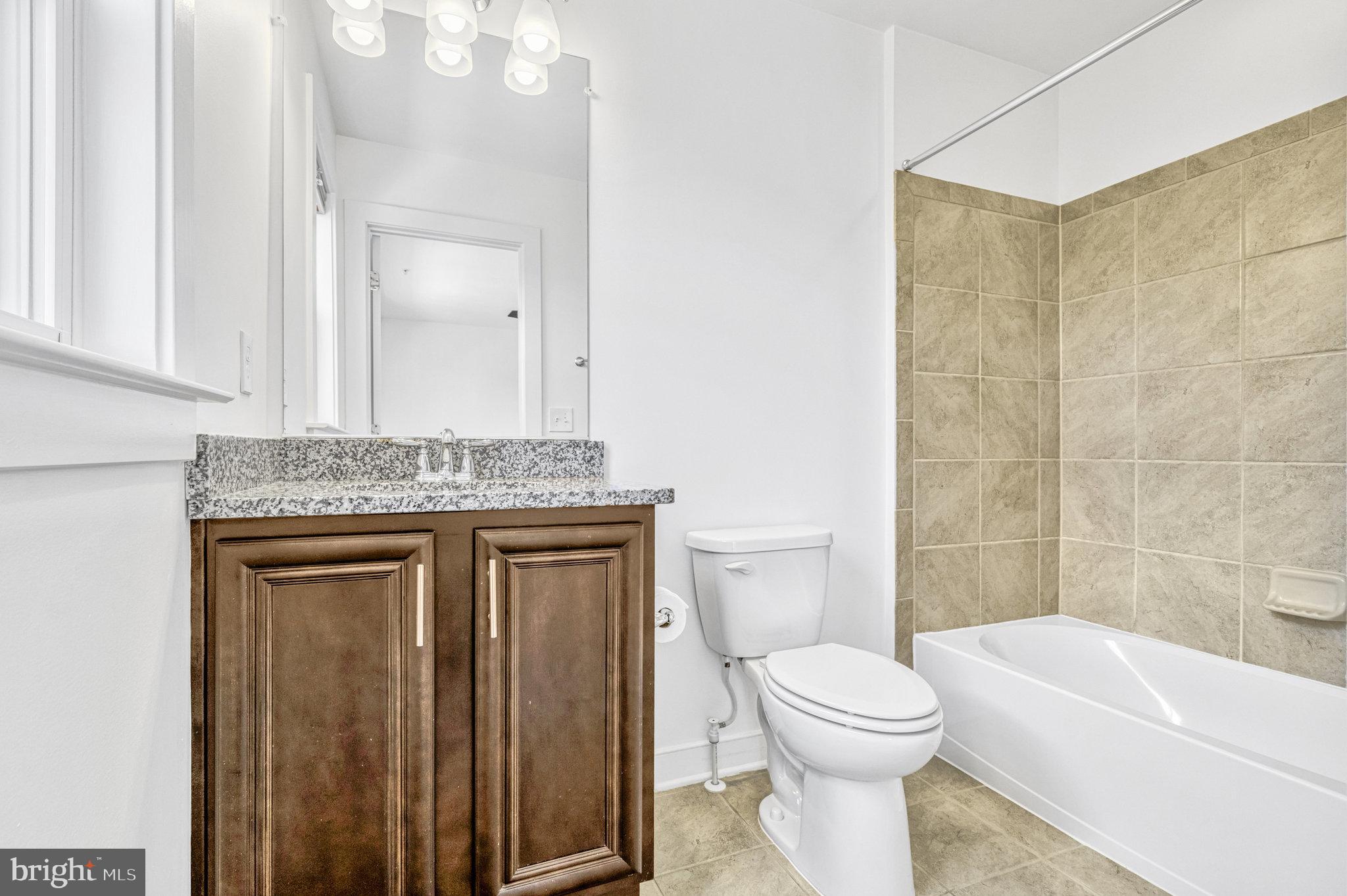 13380 Sherwood Park Ln