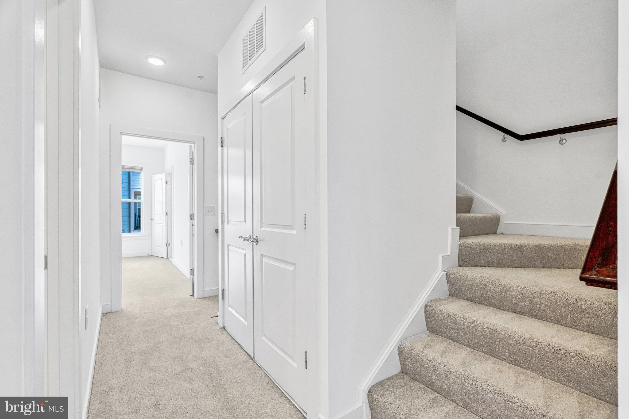 13380 Sherwood Park Ln