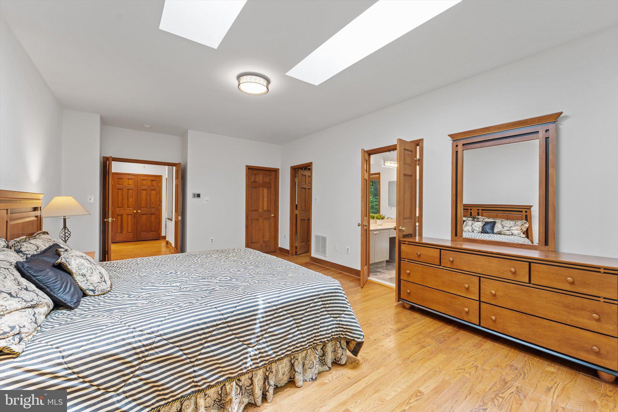 11222 Popes Head Rd