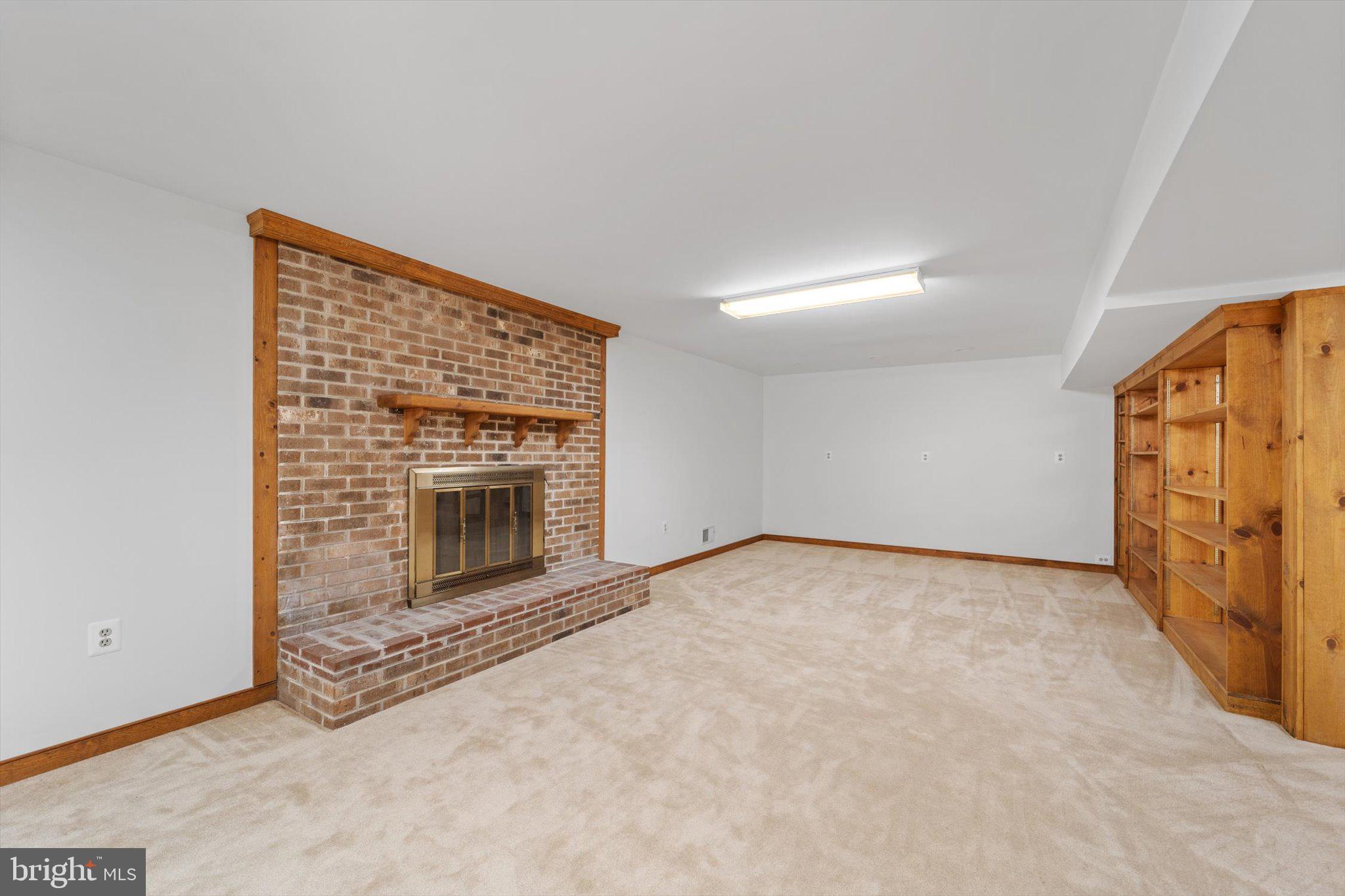 11222 Popes Head Rd