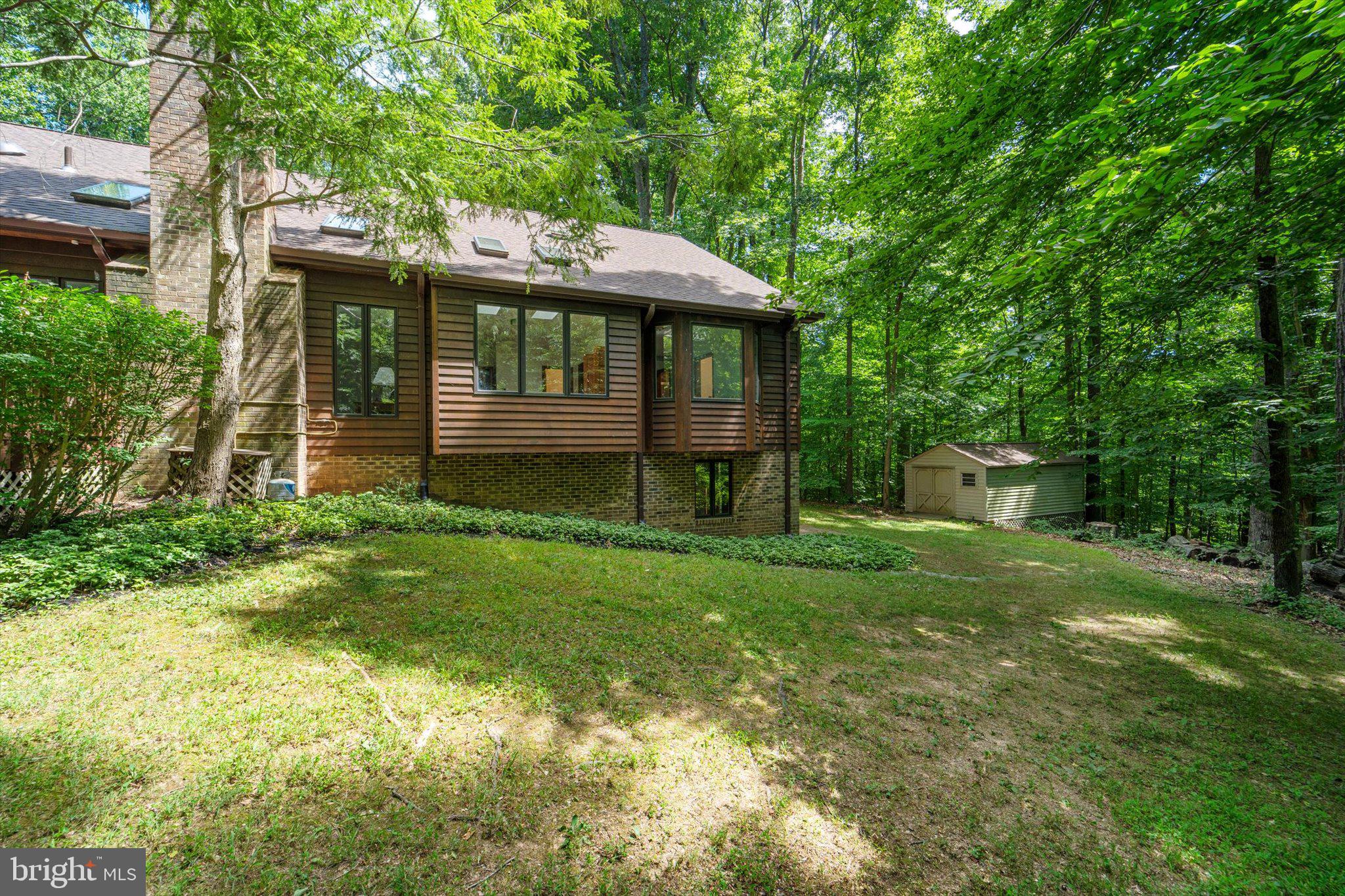 11222 Popes Head Rd