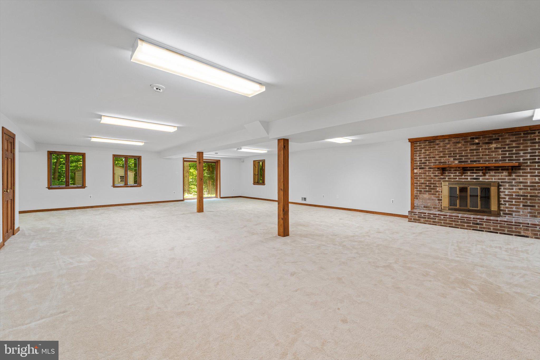 11222 Popes Head Rd